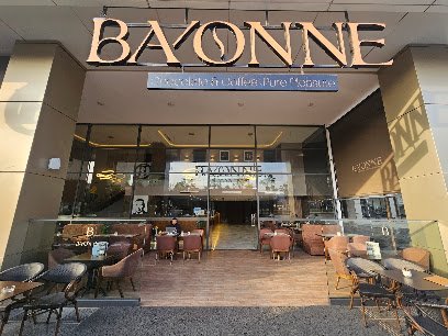 Cafe Bayonne