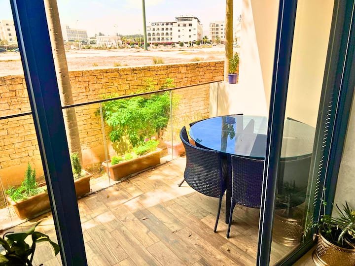 Luxury Apartment with Pool View & 5 min from the Beach photo 20
